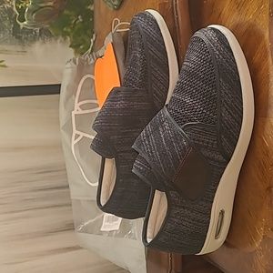 New in bag! Youyun Mens 13 Orthopedic memory foam comfy slip on gray shoes